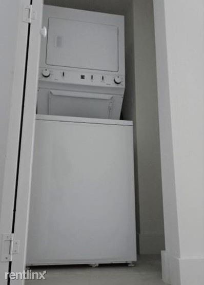 Foto del edificio - 1 br, 1 bath Condo - Brickell Ten