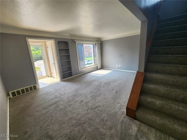 Building Photo - 6053 Andover Blvd