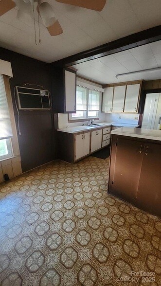 Foto del edificio - 213 W 22nd St