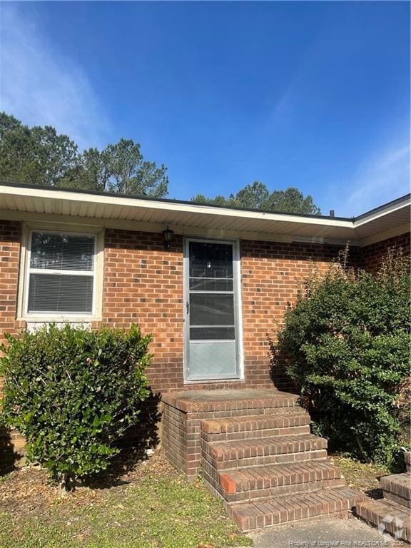 Building Photo - 4959 Fieldcrest Dr