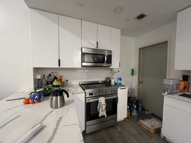 Open Kitchen - 2031 N 15th St