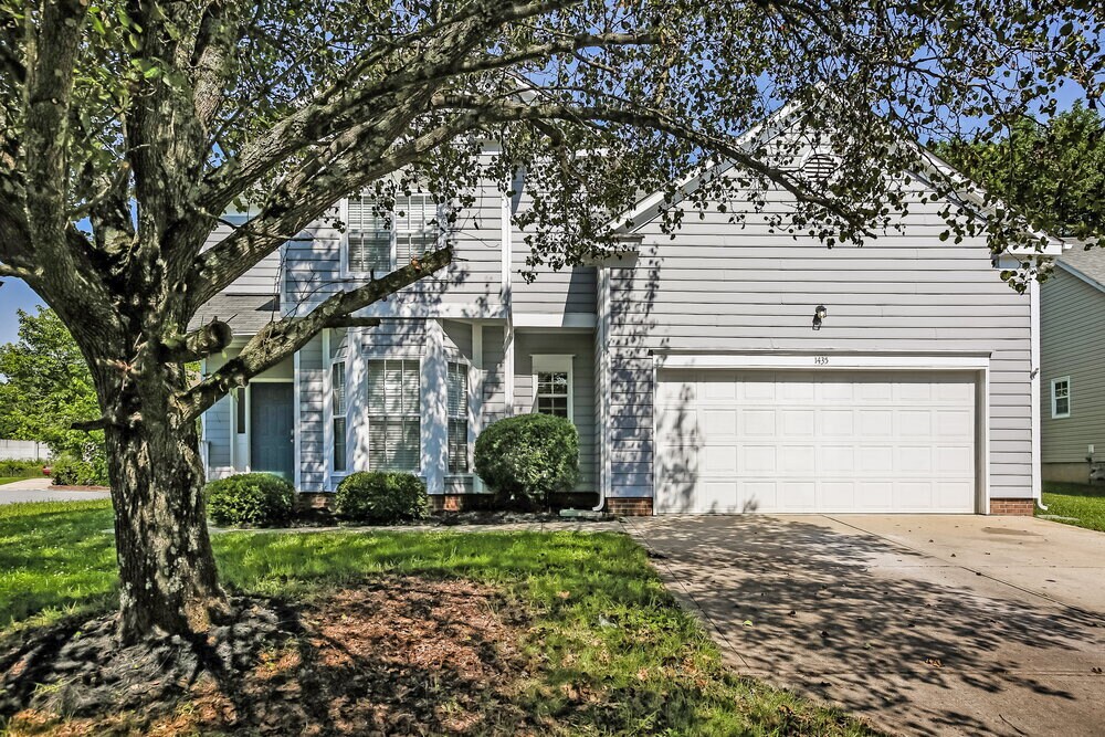 Foto principal - 1435 Revolutionary Dr NW