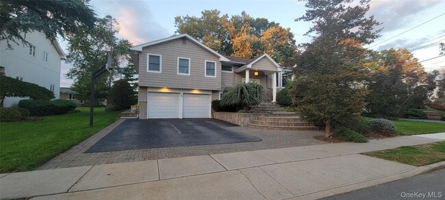 Building Photo - 72 Orange Dr