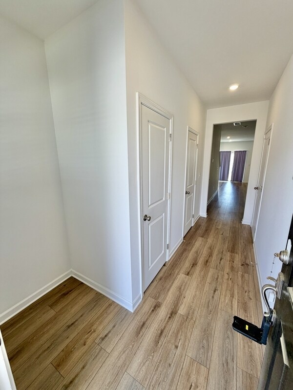 Foto del edificio - 261 Kenoot Dr