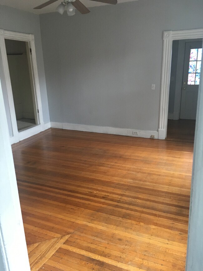 Foto del edificio - 55 Fairview Ave