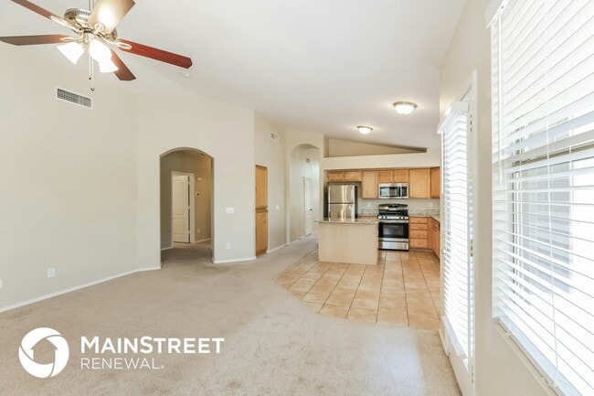 Building Photo - 15341 W Lea Ln
