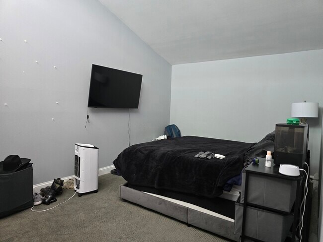 Foto del edificio - 1319 Ogden Ave