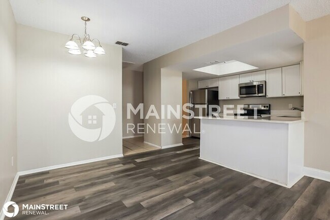 Building Photo - 3507 KING RICHARD CT, SEFFNER, FL 33584
