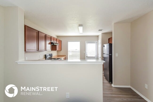 Building Photo - 10834 Rosin Jaw Trail