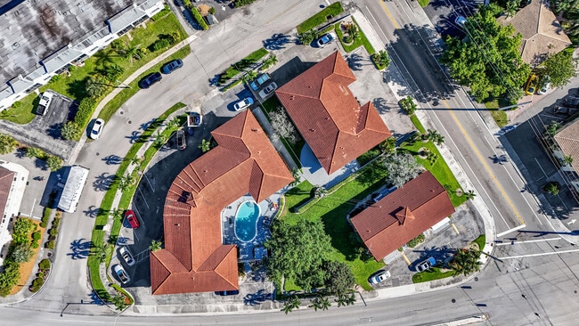 Building Photo - 431 W Camino Real