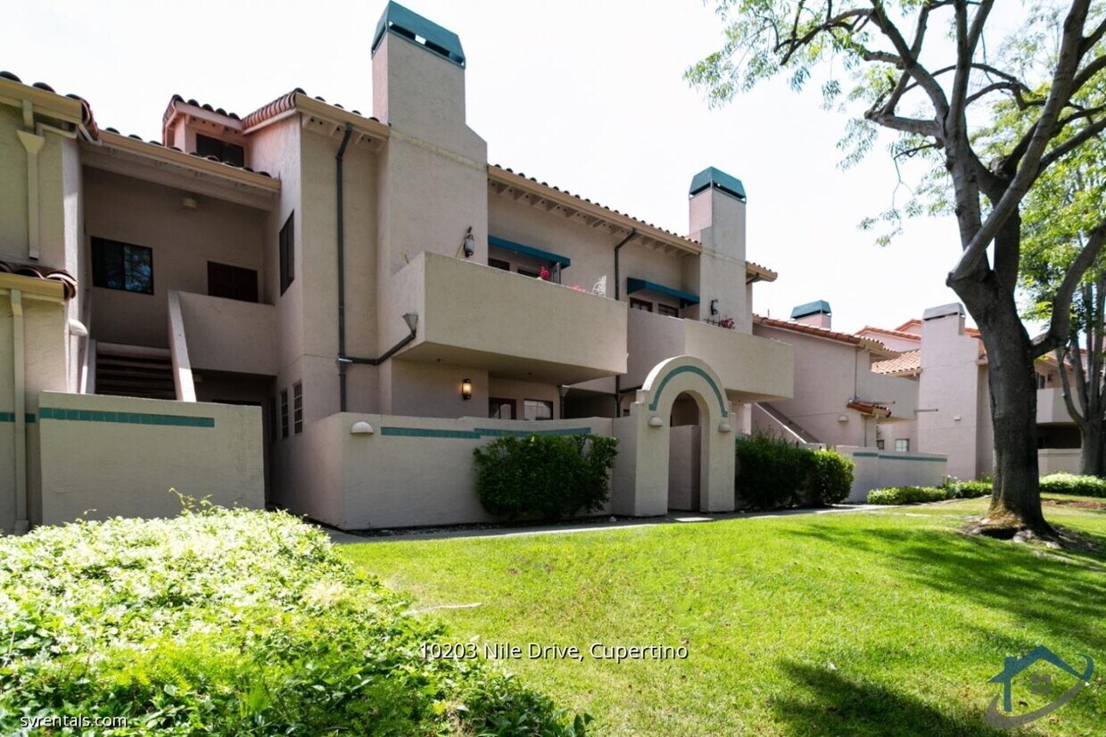 Foto principal - 10203 Nile Dr