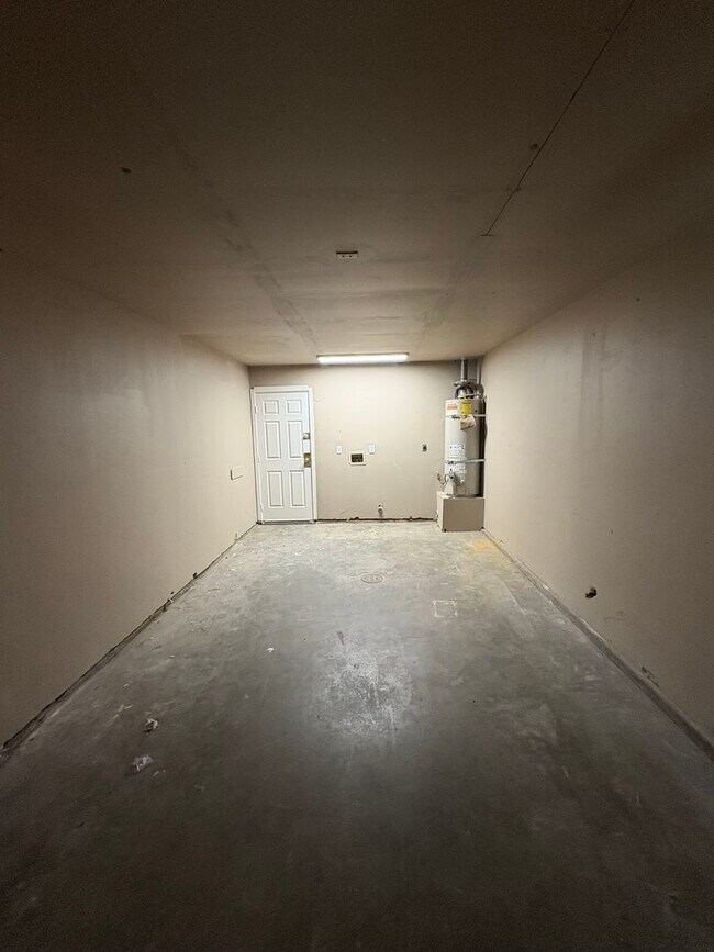 Foto del edificio - NW Visalia home coming soon