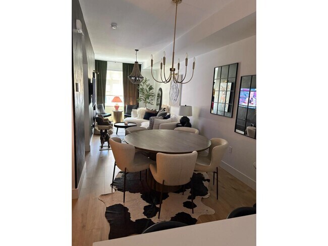 Photo du bâtiment - 16325-16321 21 Ave