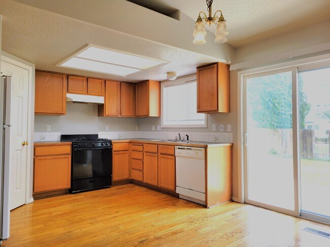 Foto del edificio - 2093 S Chinkapin Pl