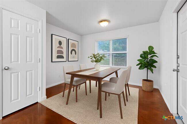 Foto del edificio - 3749 W Amity Rd