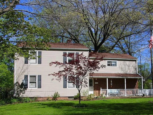 Building Photo - 1771 E 234th St