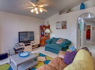 Foto del edificio - 4210 E Carnation Ct