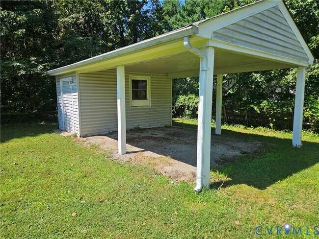 Foto del edificio - 519 Smith Dr