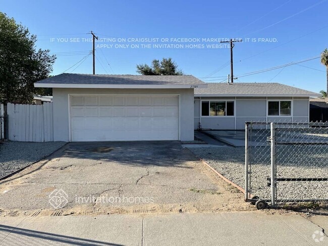 Building Photo - 27105 Cypress St