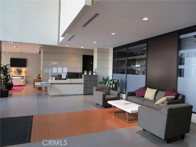 Building Photo - 1234 Wilshire Blvd
