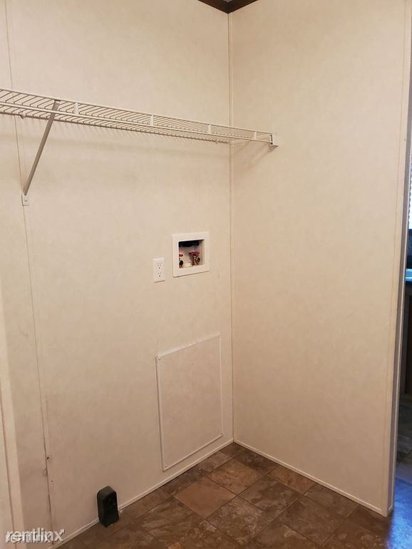 Building Photo - 3 br, 1 bath House - 1301 Devils Glen Rd L...