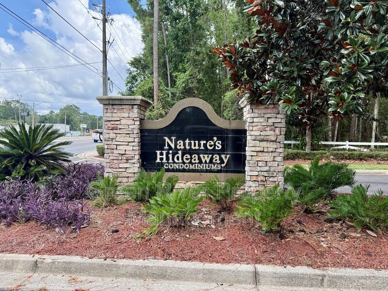 Foto principal - 6106 Maggies Cir