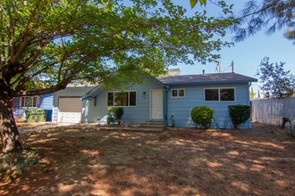 Building Photo - 2118 Martian Way