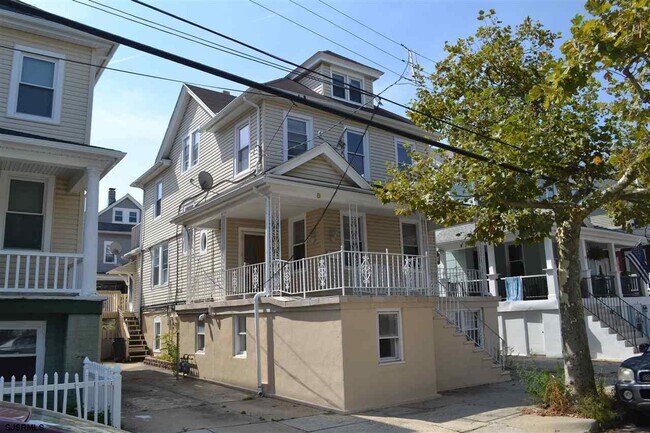 Building Photo - 8 S Nashville Ave