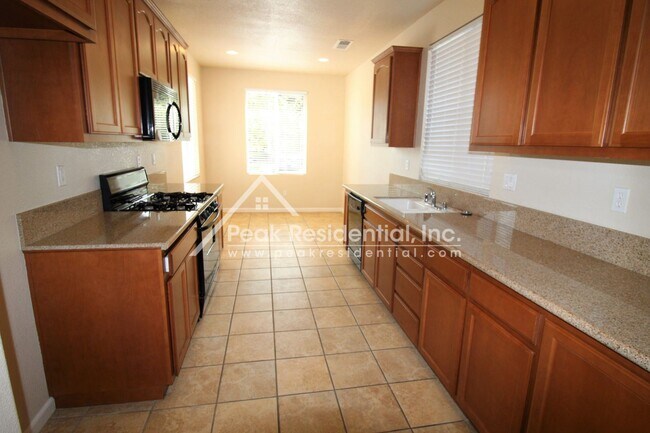 Building Photo - 2 br, 2 bath House - 200 Sun Shower Circle