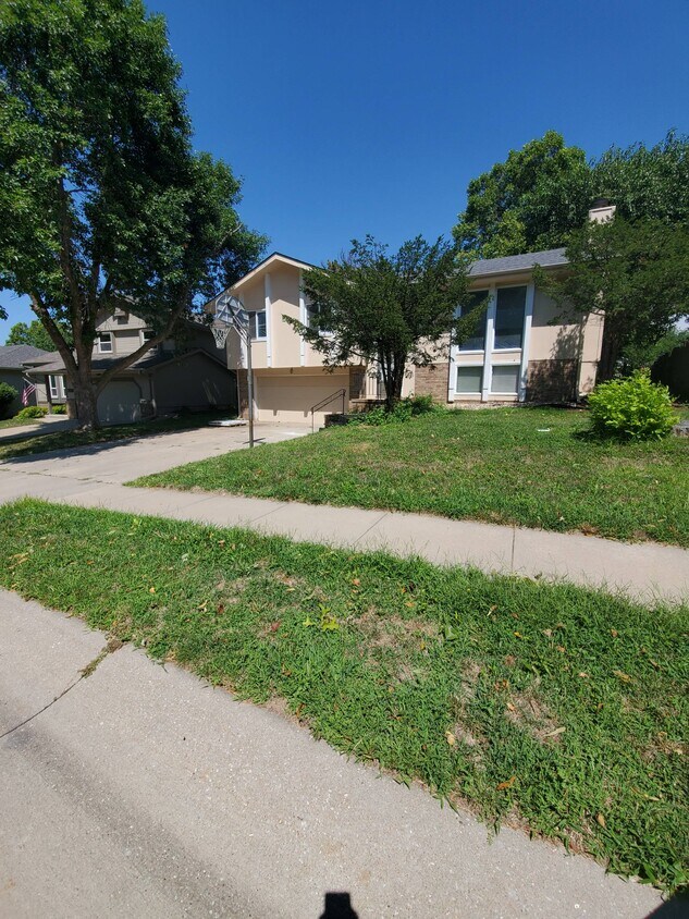 Primary Photo - 16510 Ohern St