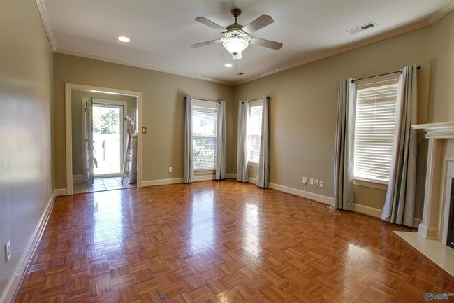 Building Photo - 976 Tracey Ln