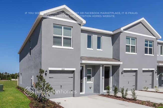 Foto del edificio - 8501 Lofty Timber Wy