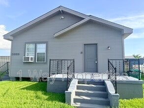 Building Photo - 7409 4th St