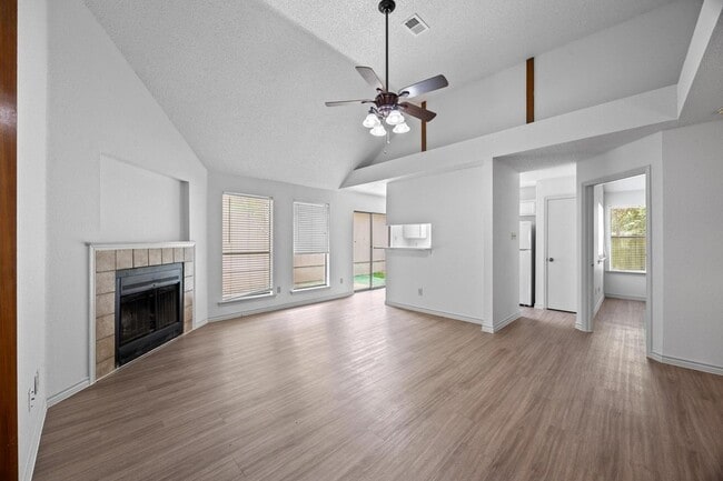 Building Photo - 14203 Anita Marie Ln