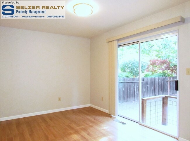 Building Photo - Handsomely appointed 4 bd. home near parks, schools, & shopping!