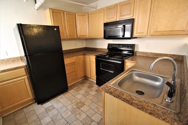 Foto del edificio - 213 W Lanvale St