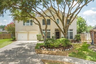 Building Photo - 12414 N Shadow Cove Dr