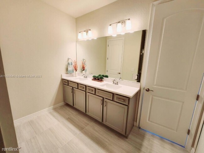 Foto del edificio - 3 br, 2.5 bath House - 8189 Cinch Way