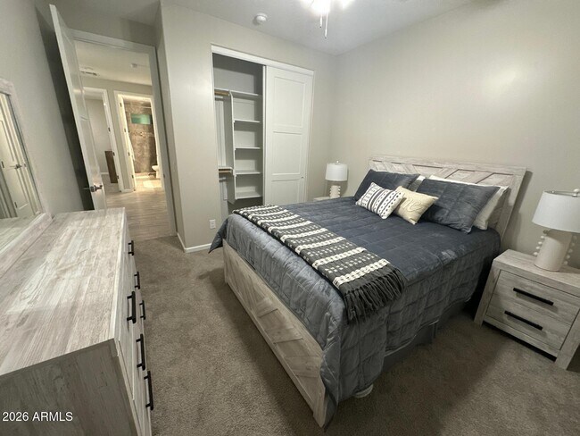 Foto del edificio - 2612 S 336th Ave