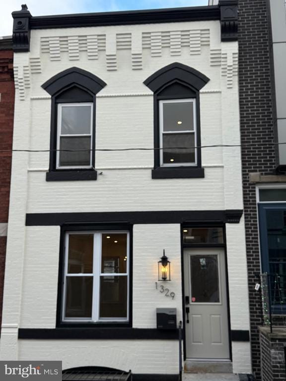 Building Photo - 1329 N Dover St