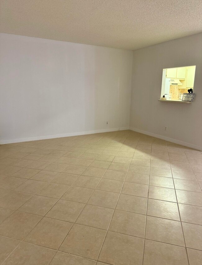 Building Photo - 2100 Springdale Blvd