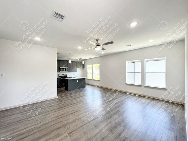 Building Photo - 3 br, 2 bath House - 4423 Brinkley St B B