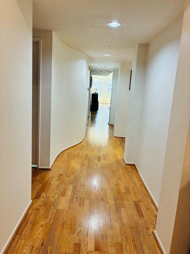 Foto del edificio - 2600 E 20th St