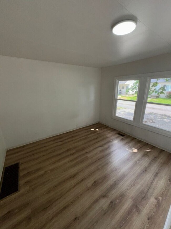 Foto del edificio - 2504-2506 Negley Pl