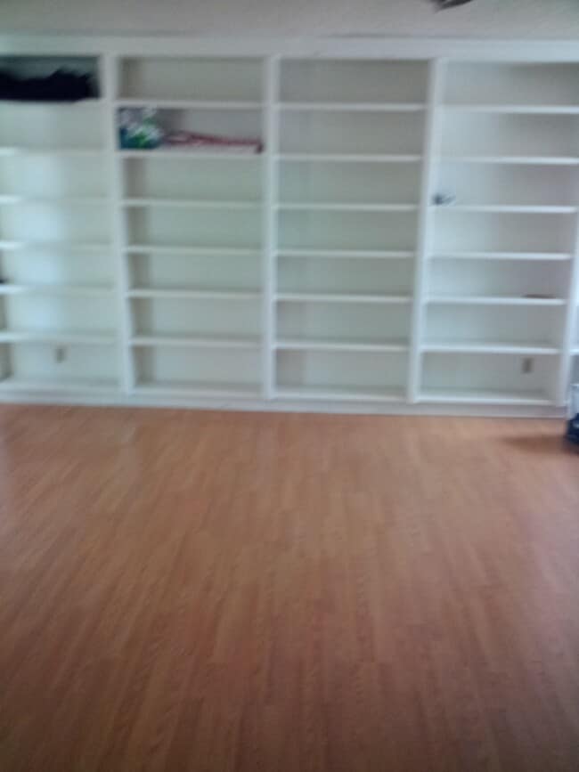 Foto del edificio - 1309 Winterwood Ln