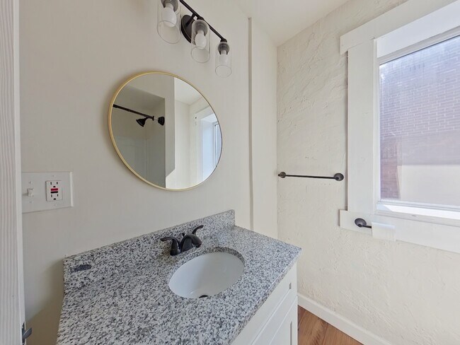 Foto del edificio - 3722 Winnebago St