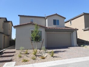Building Photo - 9281 Far Side Ave