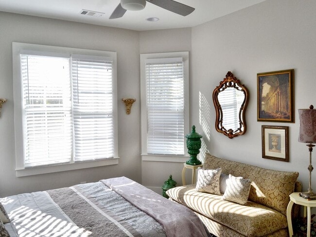 Guest Bedroom1 - 2013 Scott Ave