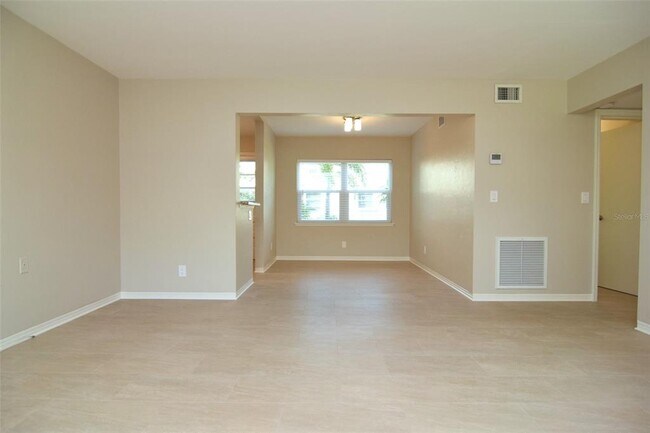 Foto del edificio - 606 12th Ave NE