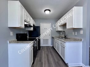 Building Photo - 3285 E Mound St